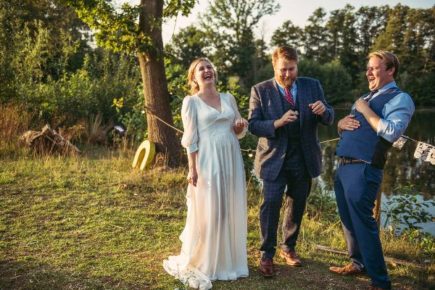 wedding magician with bridge and groom