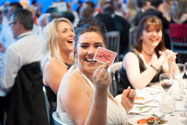 corporate magician table magic